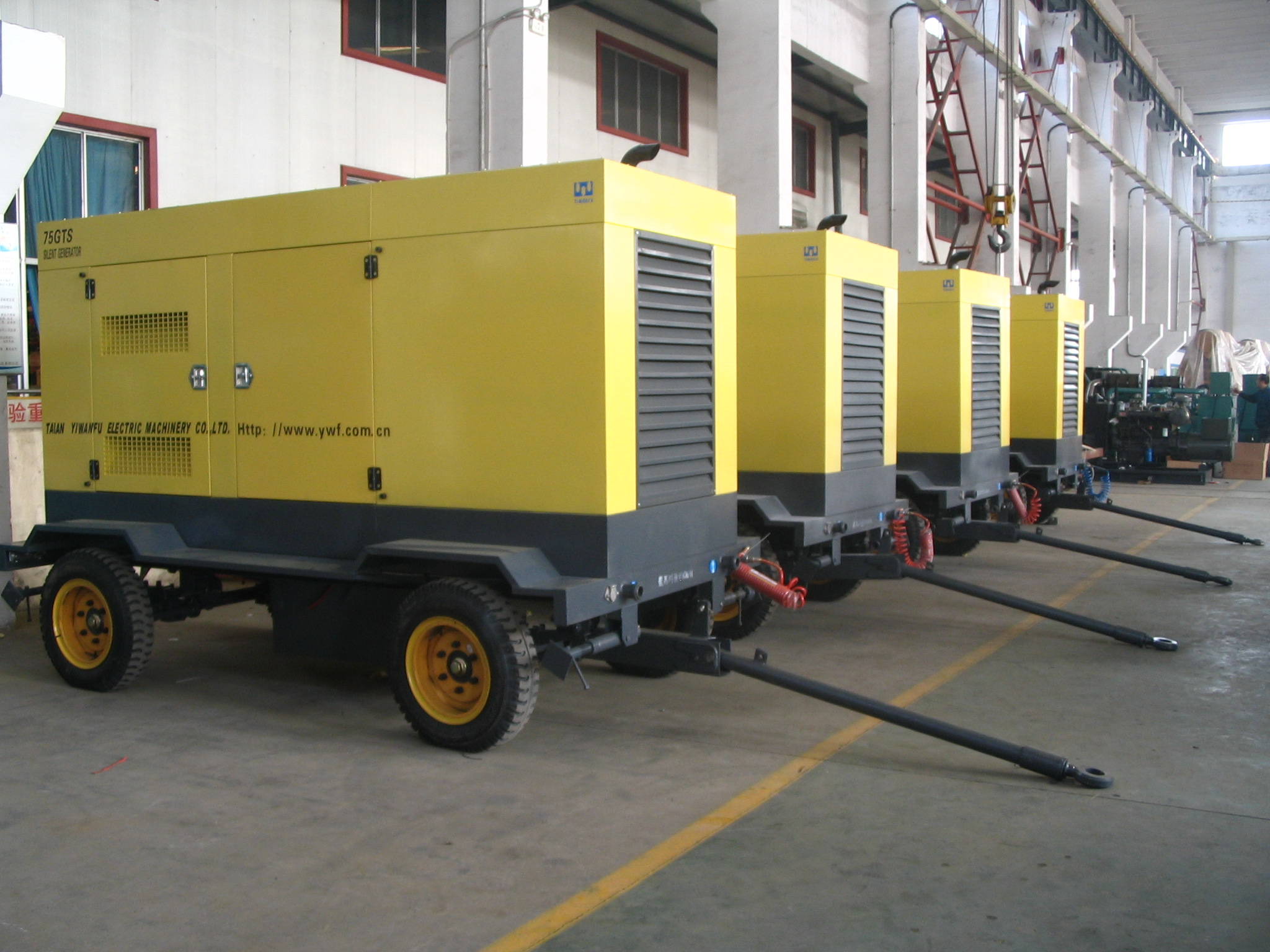 75kw拖車.jpg 75kw拖車.jpg